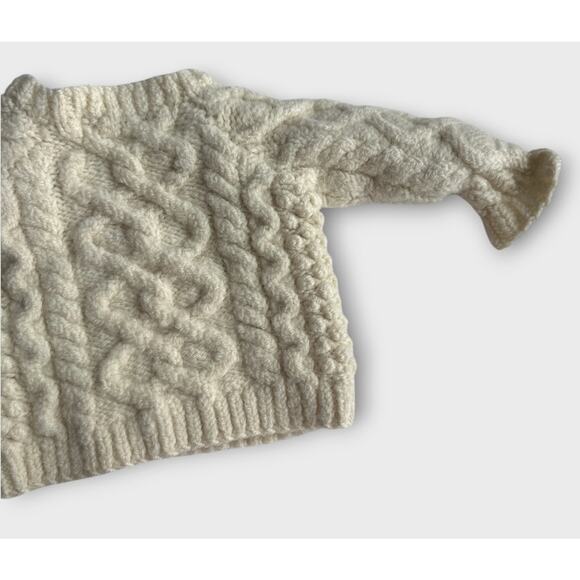 Aran Sweater Market 100% Merino Wool Sweater Shoulder Buttons Baby Size Small - Picture 8 of 15
